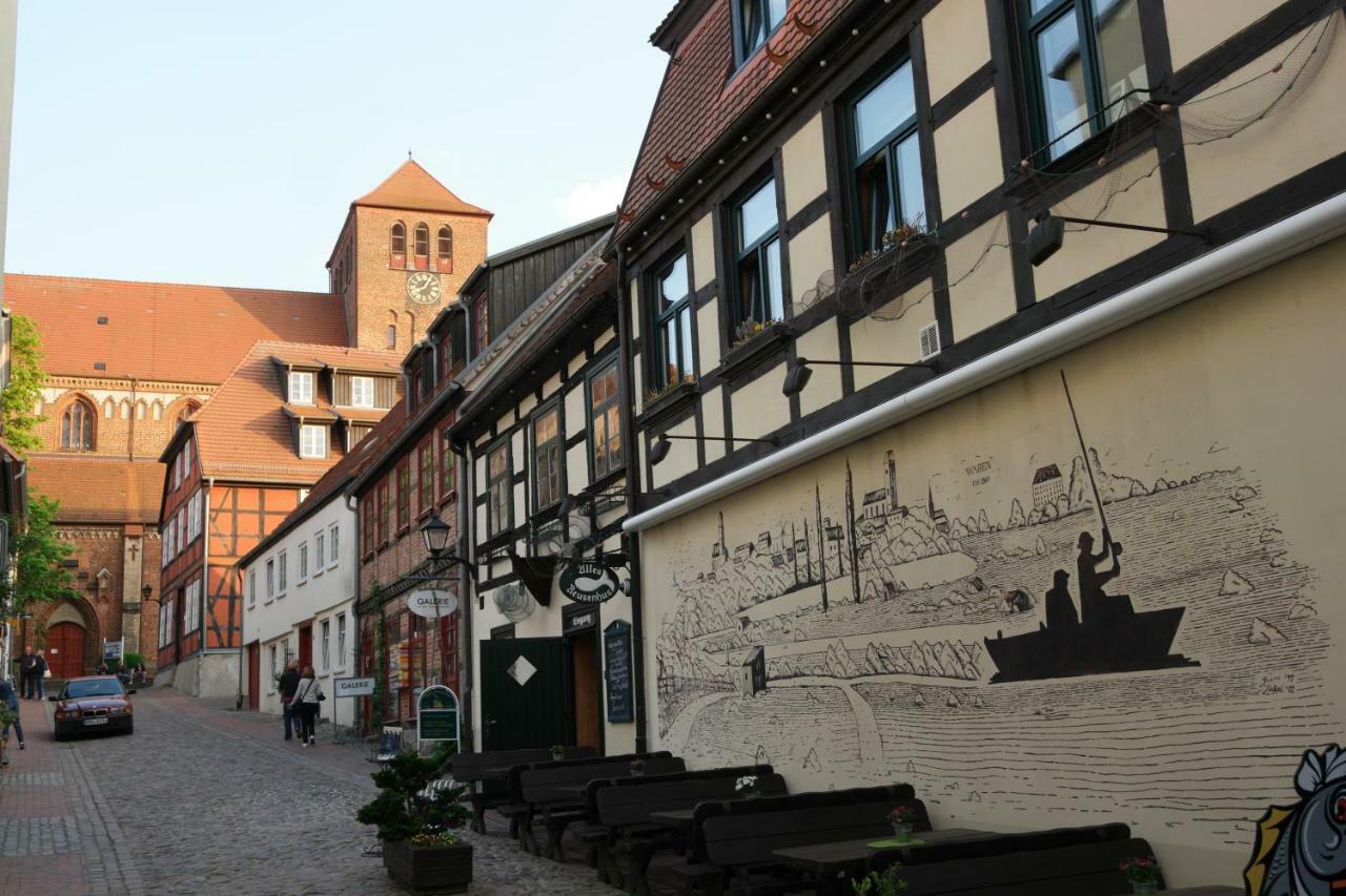 Mueritz-Brise Apartment Waren  Exterior photo